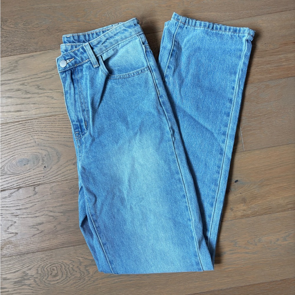 Crossover Asymmetrical Blue Jeans